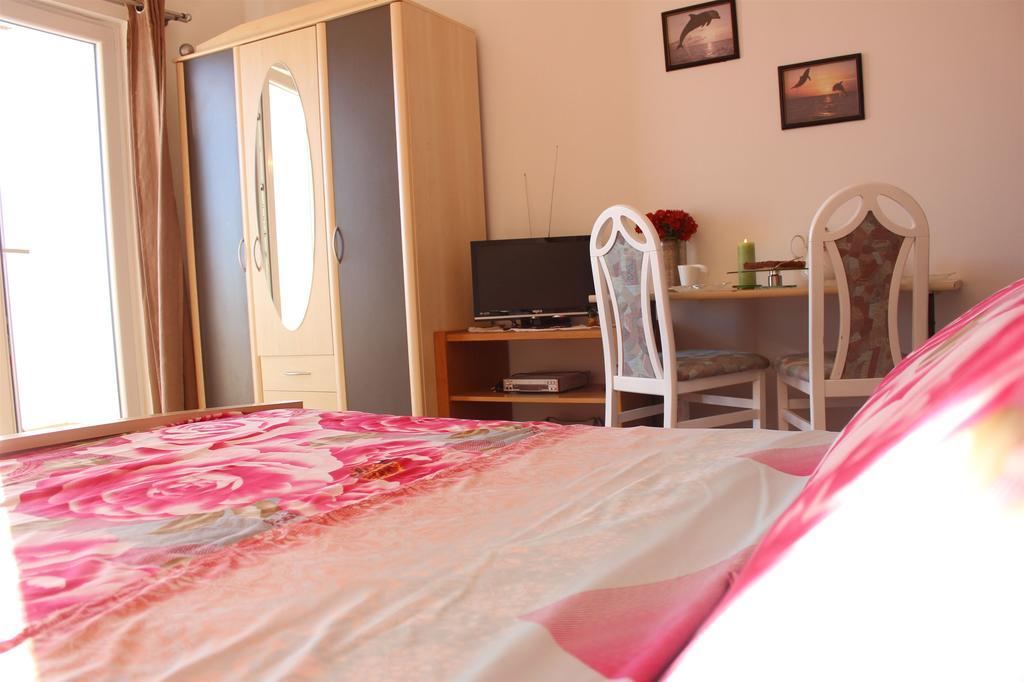 Apartments Bluesun أوميس المظهر الخارجي الصورة